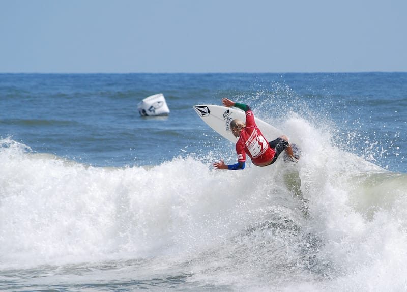 Surfing in Virginia Beach