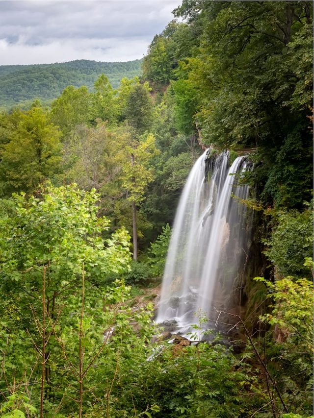 12 Gorgeous Waterfalls in Virginia