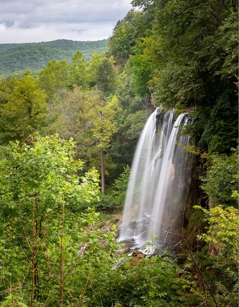 Falling-Springs-Falls-in-Virginia