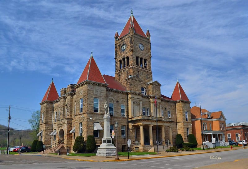 New Martinsville, WV (image via Flickr CC BY-ND 2.0)