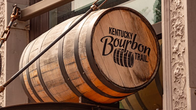 Kentucky Bourbon - 4kclips - Deposit Photos