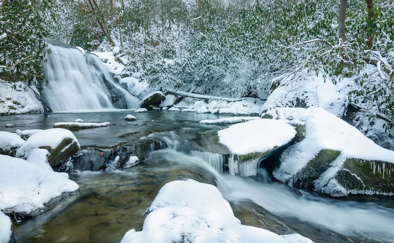 Winter hiking in Great Smoky Mountains National Park