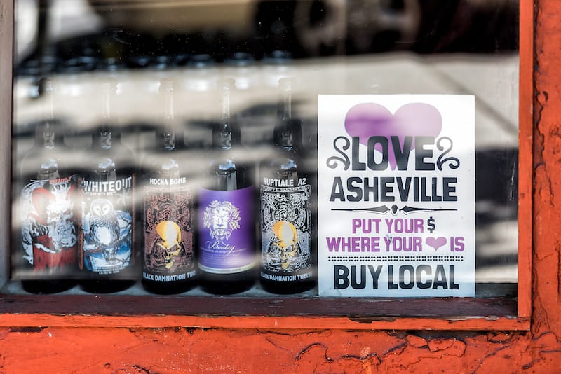 Craft beer in Asheville - Kristi Blokhin - Shutterstock.com