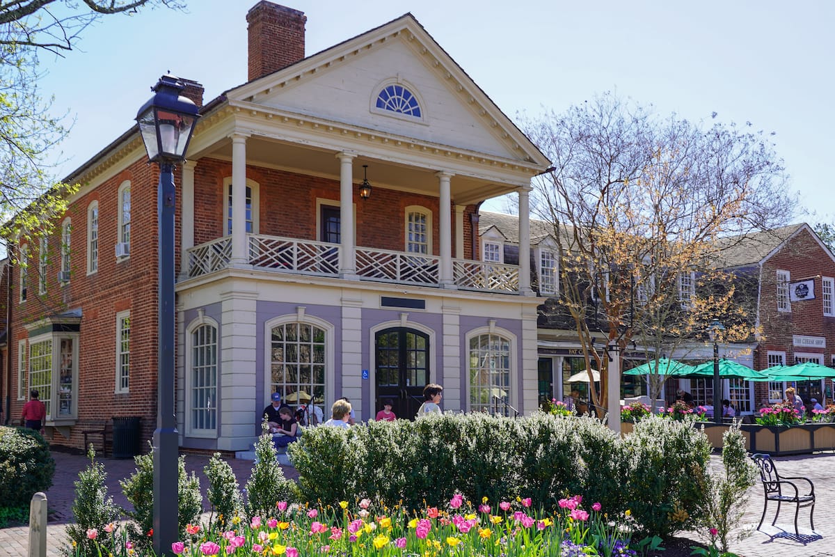 This was April 4 in Colonial Williamsburg - tolerable temps too!