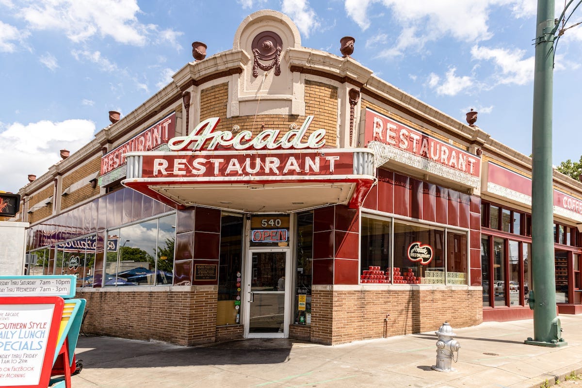 Arcade Restaurant in Memphis - jdpphoto - Shutterstock