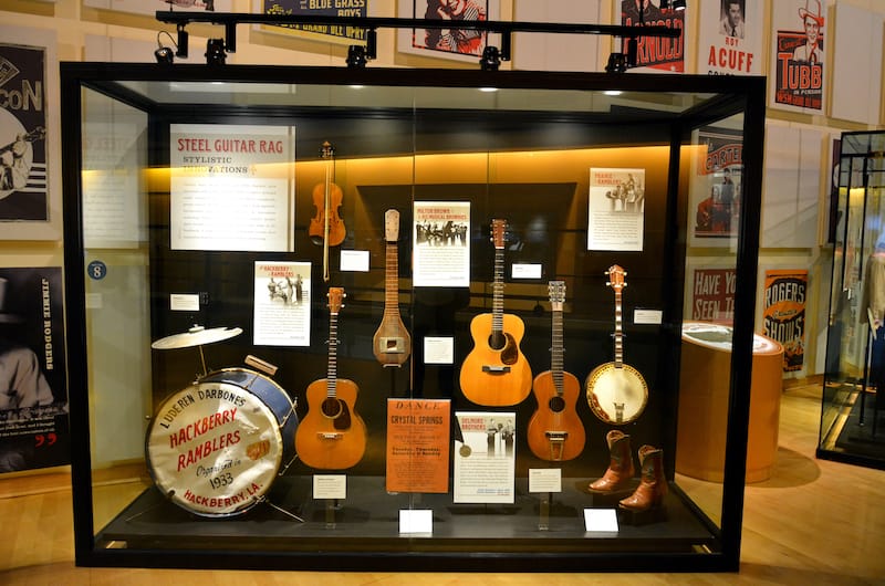 Country Music Hall of Fame - Alizada Studios - Shutterstock