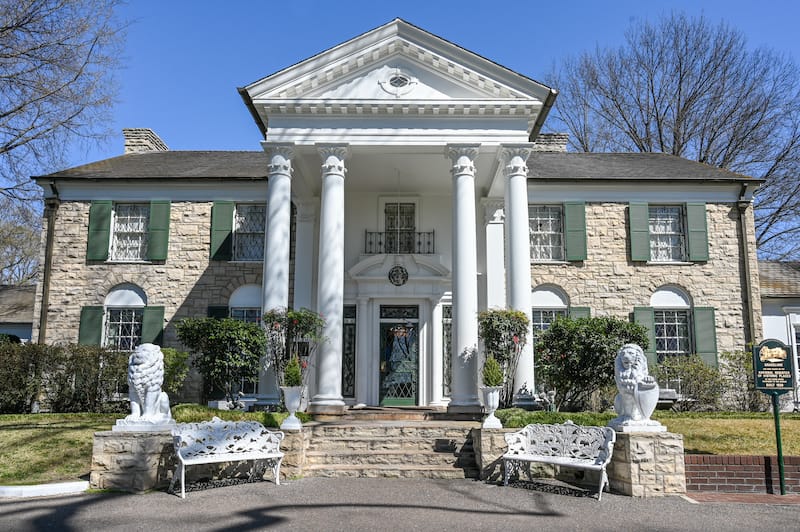 Graceland in Memphis - Rolf_52 - Shutterstock