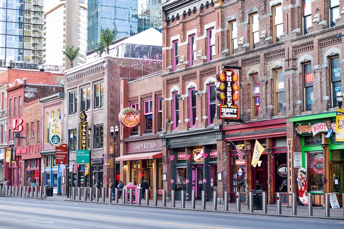 Broadway Street in Nashville - Rachael Martin - Shutterstock