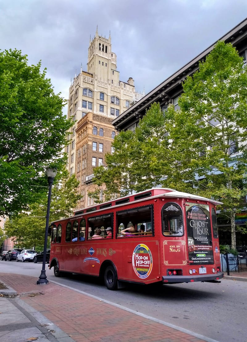 How to get around on this Asheville itinerary - BGP MOBILE - Shutterstock
